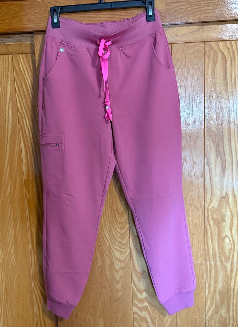 FIGS Women's Zamora High-Waisted Jogger Scrub Pants - Mauve S/P